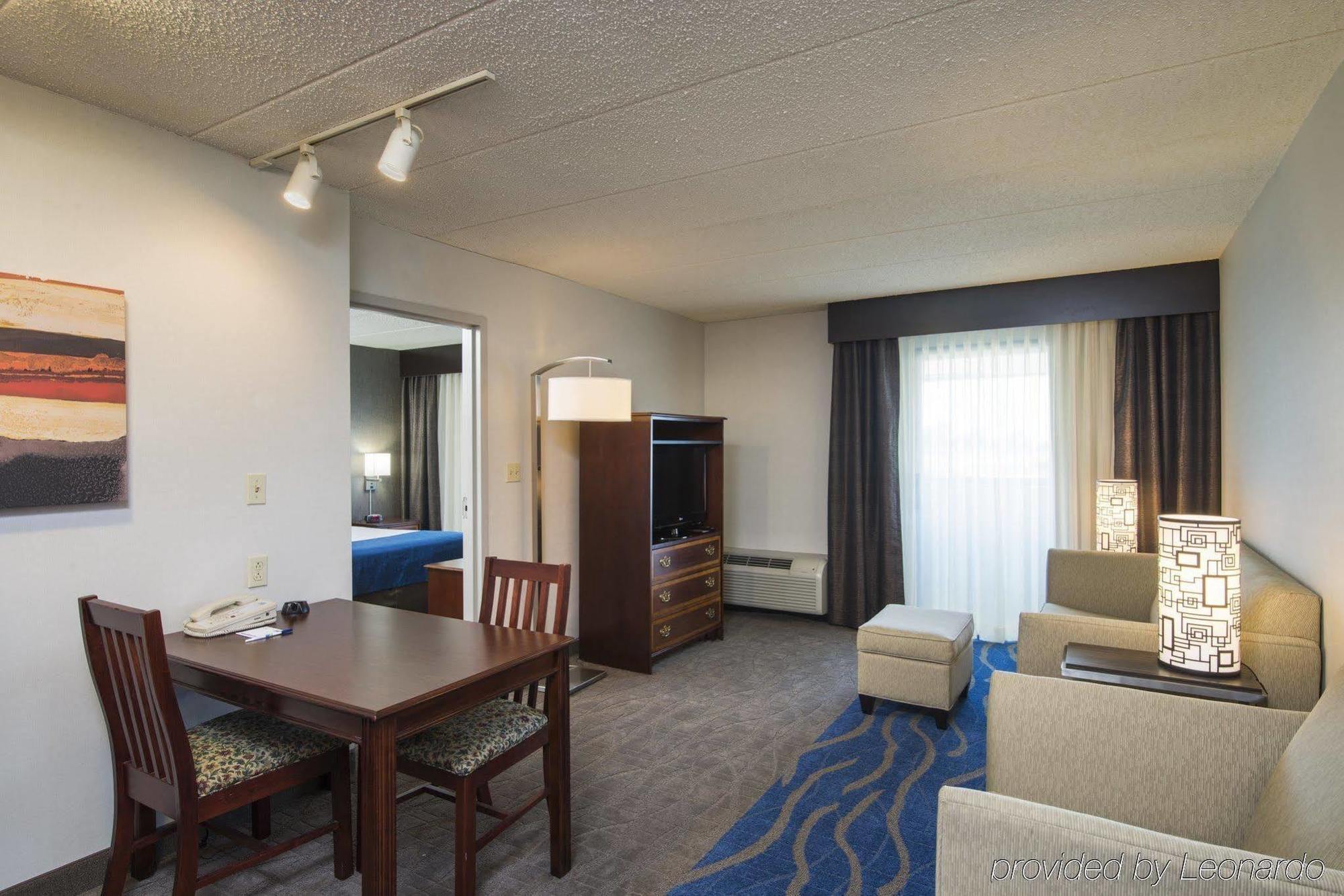 Holiday Inn Express Hotel & Suites Philadelphia - King Of Prussia By Ihg Exteriér fotografie